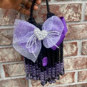 Kids ponytail wrap available in many colors ,this is easy to use on ur kids hair